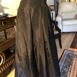 Jessica London long skirt